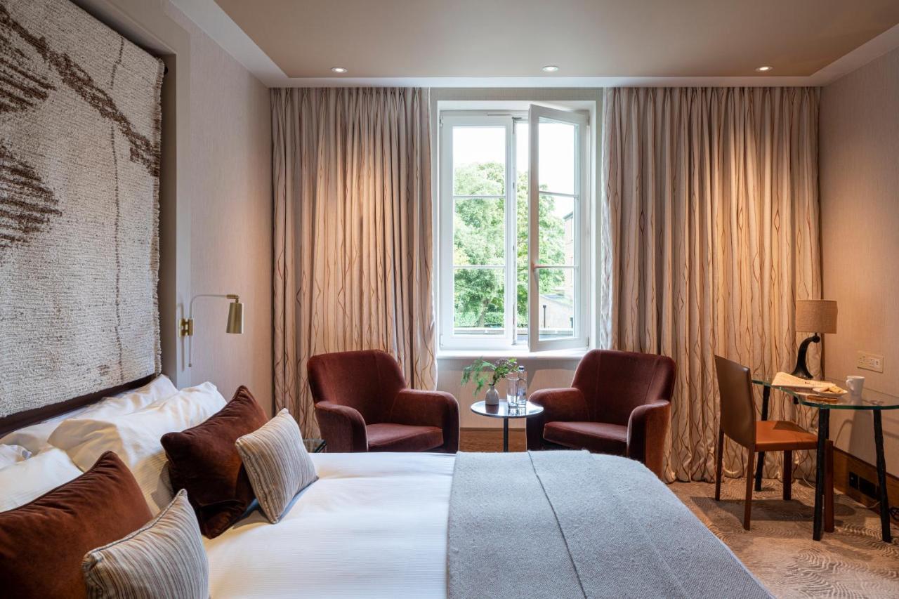 เดอะโกลฟ Hotel Chandler's Cross ภายนอก รูปภาพ