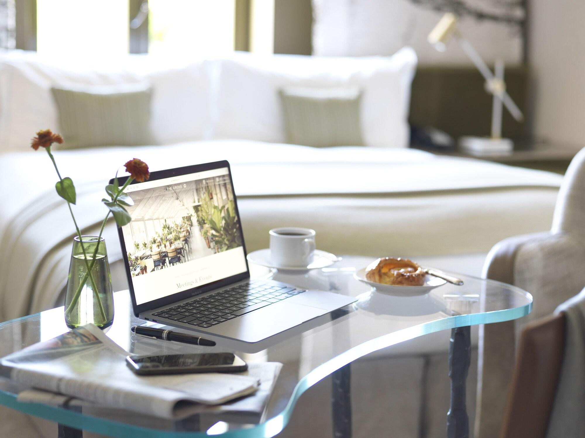 เดอะโกลฟ Hotel Chandler's Cross ภายนอก รูปภาพ